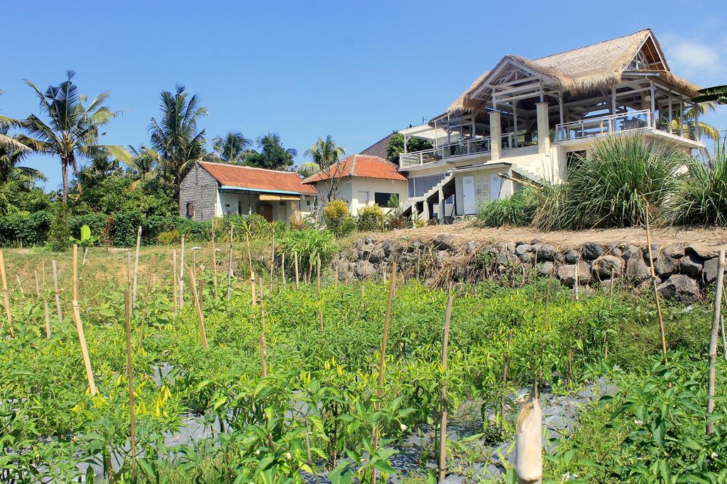 Barn N Bunk Hotel Gianyar  Luaran gambar