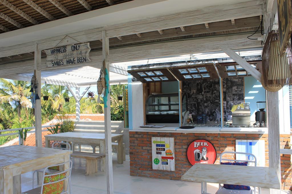 Barn N Bunk Hotel Gianyar  Bilik gambar