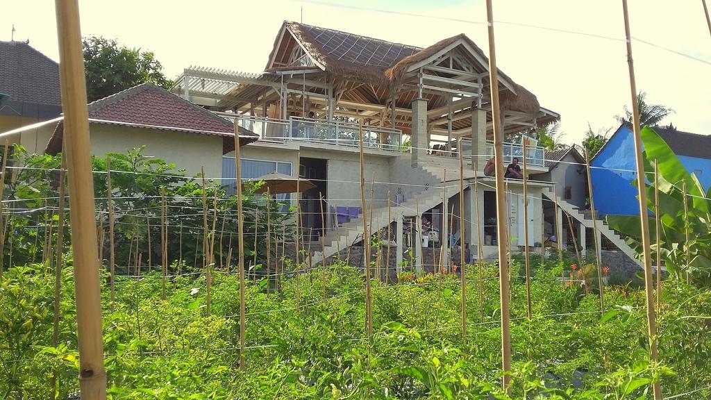 Barn N Bunk Hotel Gianyar  Luaran gambar