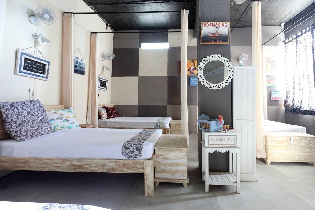 Barn N Bunk Hotel Gianyar  Luaran gambar