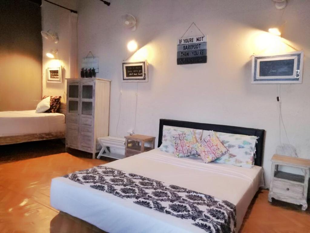 Barn N Bunk Hotel Gianyar  Luaran gambar